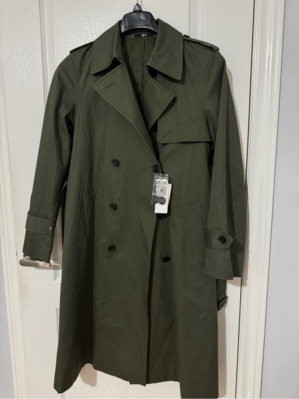 Uniqlo Olive Green Double-Breasted Trench Coat